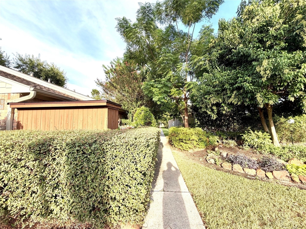 8801 Hammerly Boulevard - Photo 16