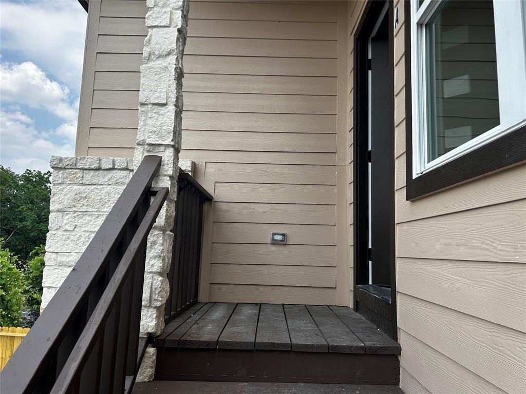 5108 Sunbeam Street - Photo 2