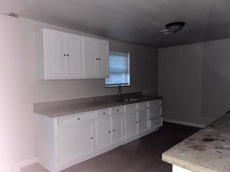 3155 Roberts Street - Photo 5