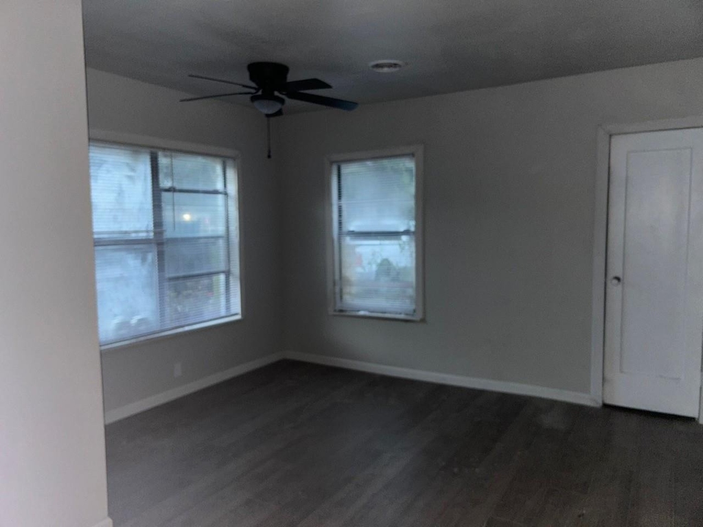 3155 Roberts Street - Photo 2