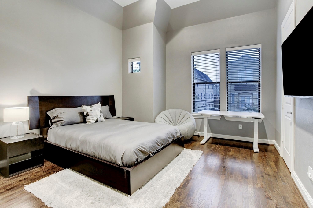 5506 Darling Street - Photo 16