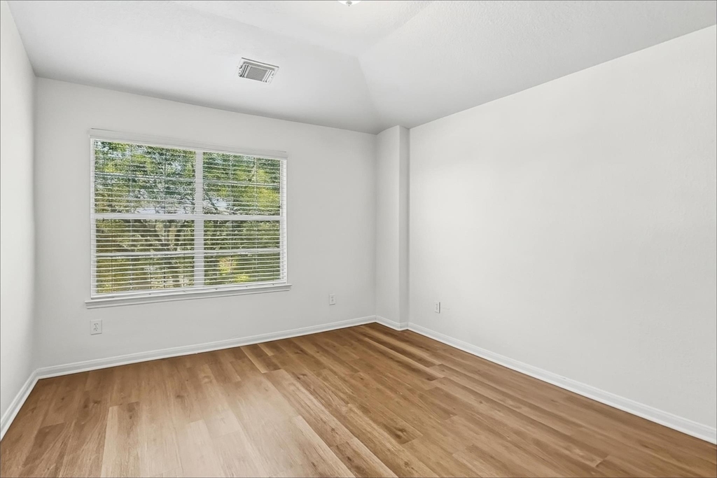 1631 Laura Anne Drive - Photo 14
