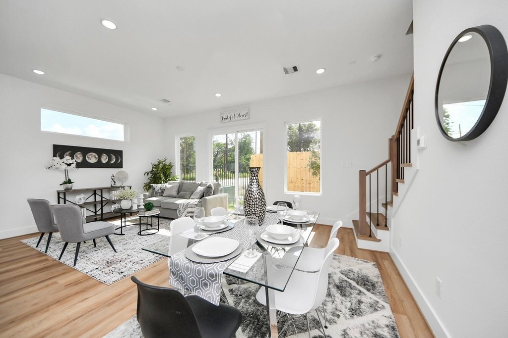 2434 Harrington Street - Photo 12