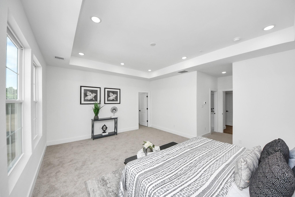 2434 Harrington Street - Photo 22