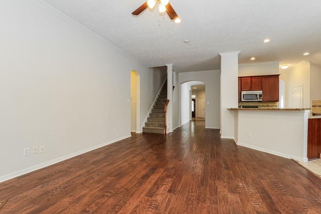 21735 Orange Maple Court - Photo 4