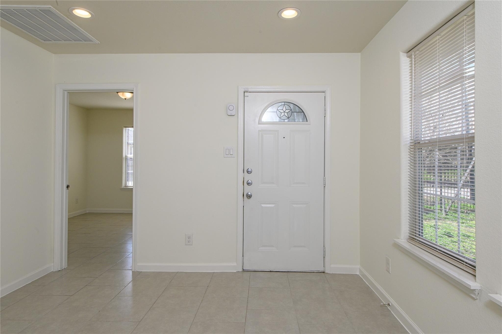 3409 Simmons Street - Photo 2
