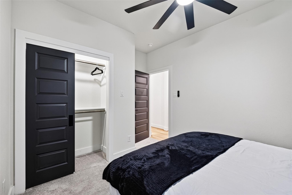 712 Delano Street - Photo 36