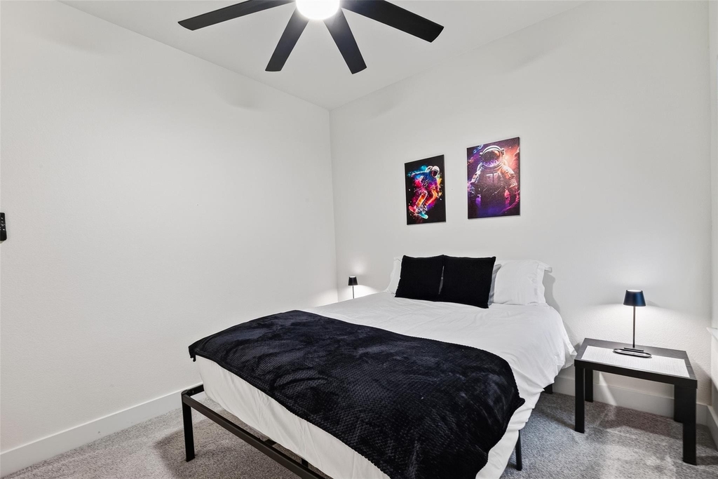 712 Delano Street - Photo 29