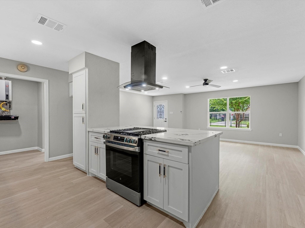 5039 Briscoe Street - Photo 5