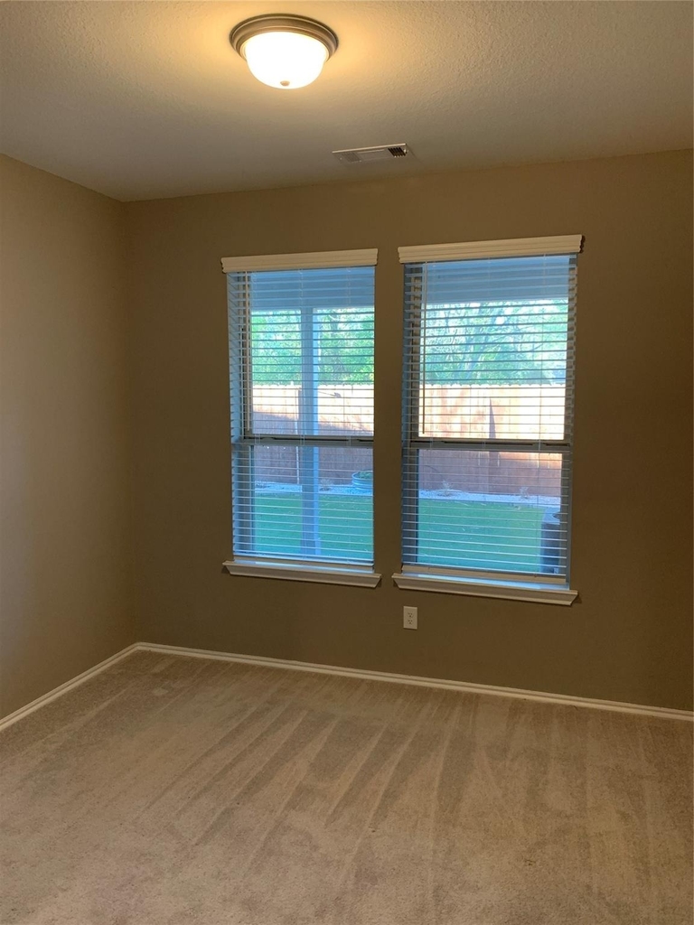 10942 Cannes Memorial Dr - Photo 2