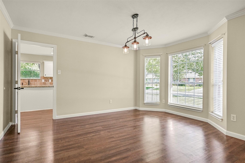 313 Winding Oak Lane S - Photo 20