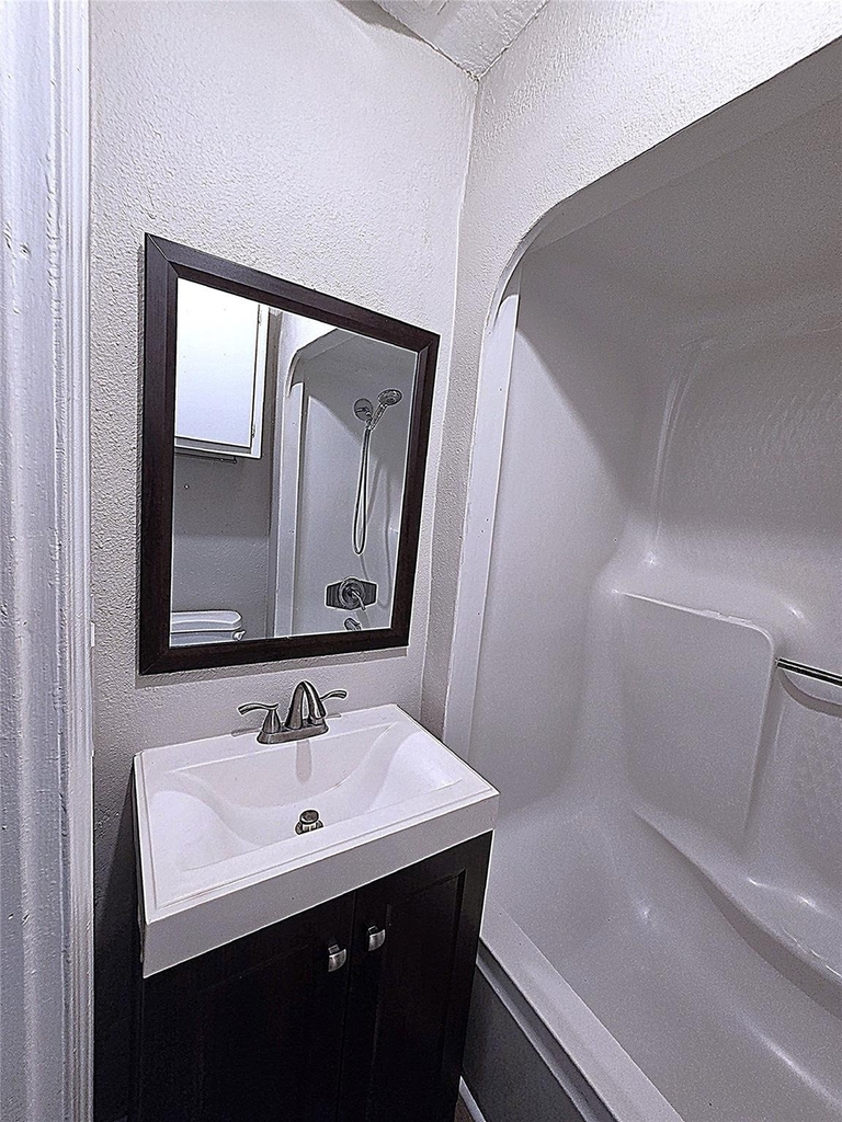 2814 Saint Emanuel Street - Photo 11