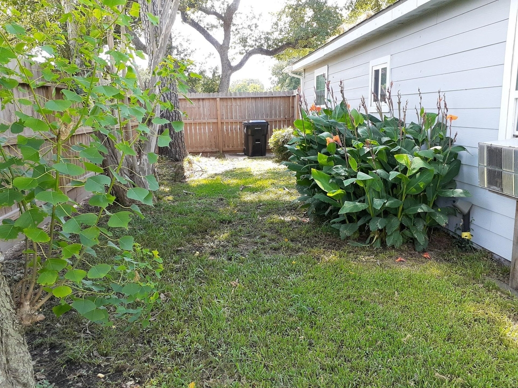 3319 Houston Street - Photo 8