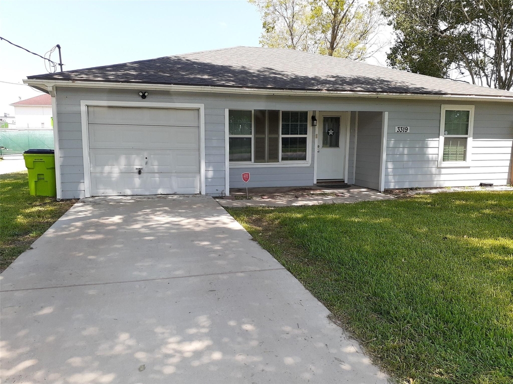 3319 Houston Street - Photo 0