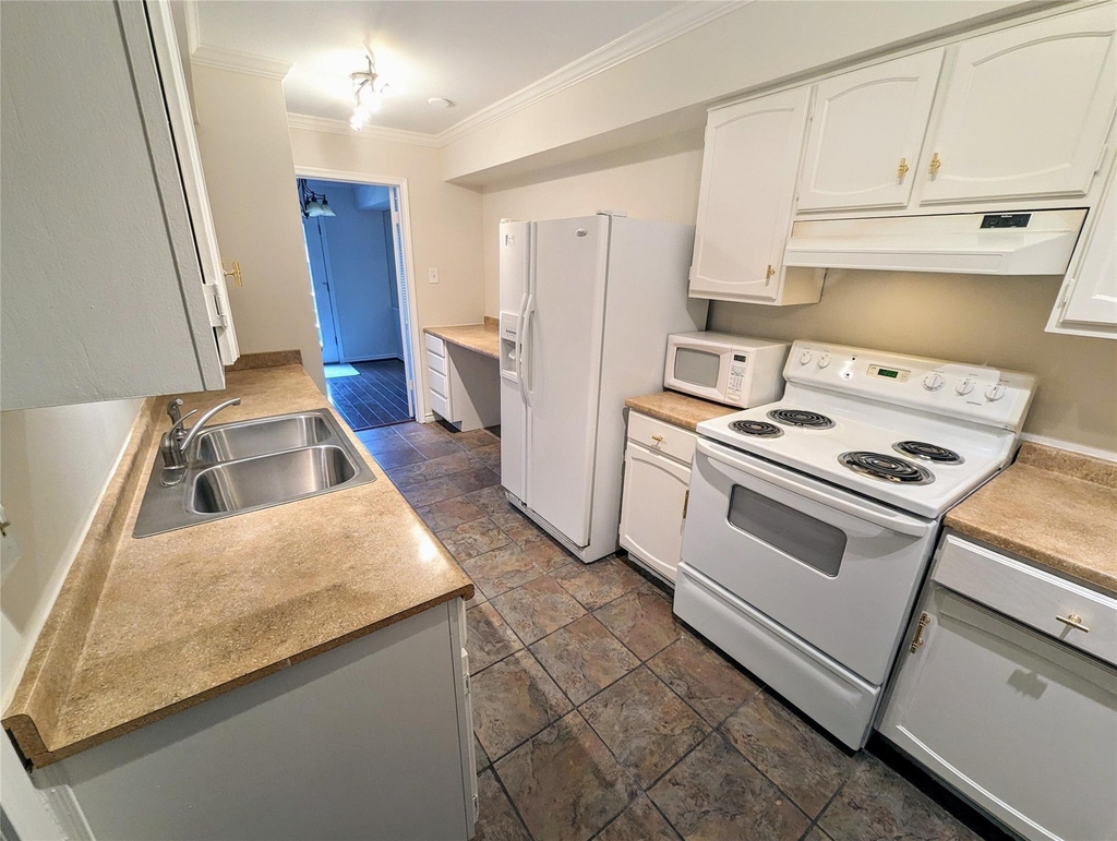 355 N Post Oak Lane - Photo 12