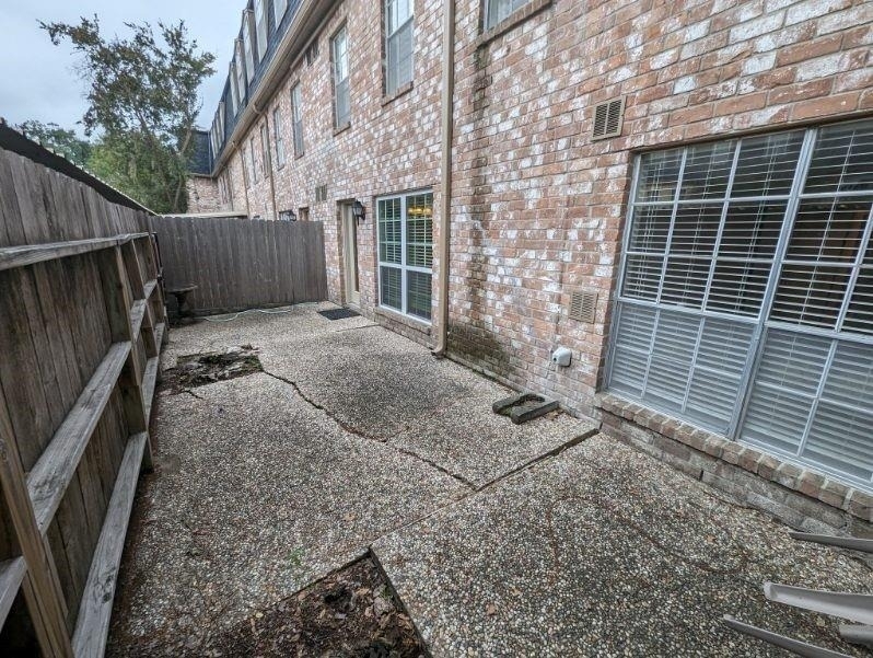 355 N Post Oak Lane - Photo 22