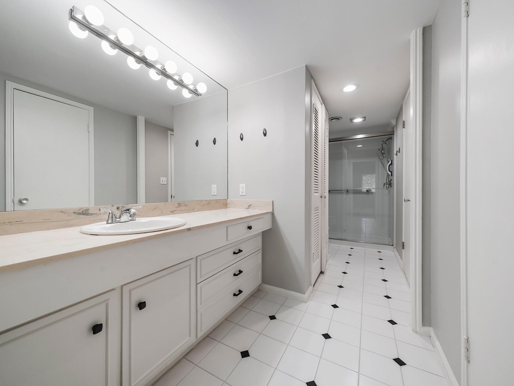 656 S Ripple Creek Drive - Photo 18