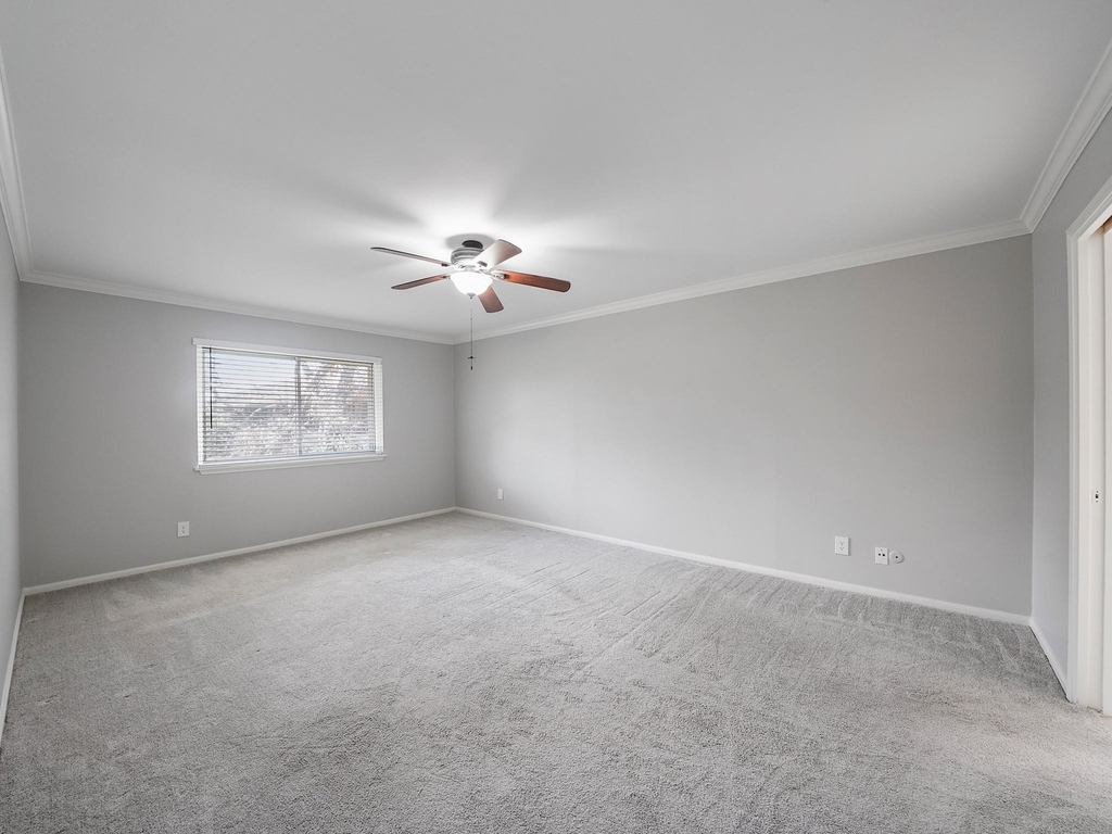 656 S Ripple Creek Drive - Photo 16