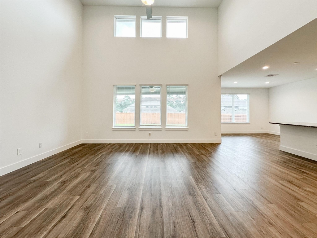 15216 Tattle Creek Lane - Photo 9