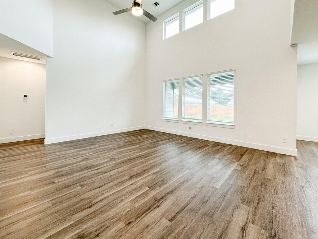 15216 Tattle Creek Lane - Photo 10