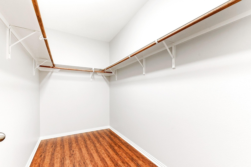 28223 Daystrom Lane - Photo 24