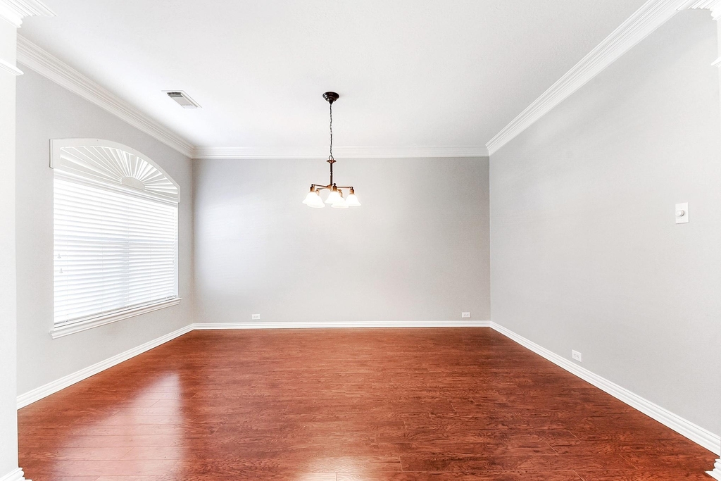 28223 Daystrom Lane - Photo 9