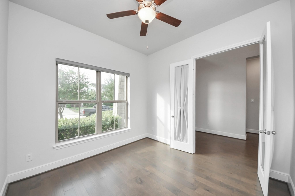 1714 Mccrae Hill Court - Photo 7