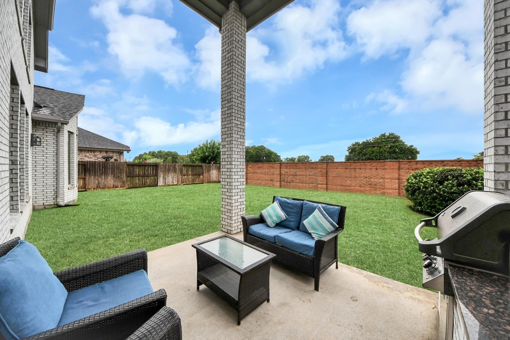 1714 Mccrae Hill Court - Photo 4