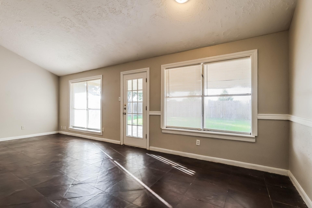 21126 N Tangle Creek Lane - Photo 5