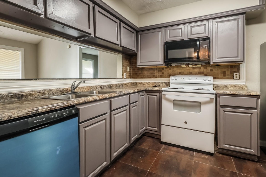 21126 N Tangle Creek Lane - Photo 6