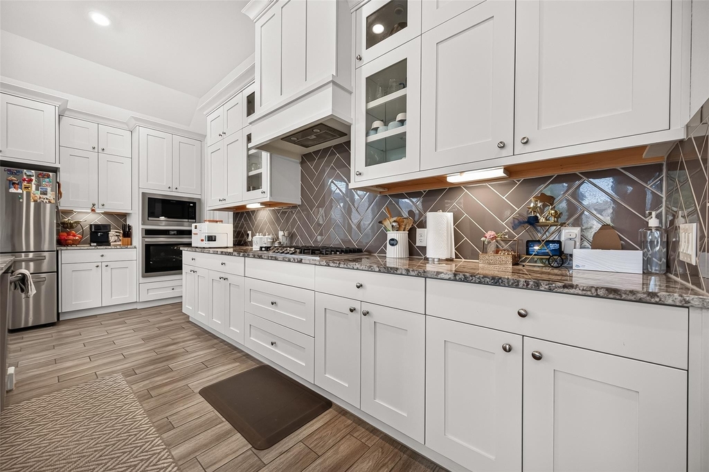 18015 Blossom Springs Court - Photo 17