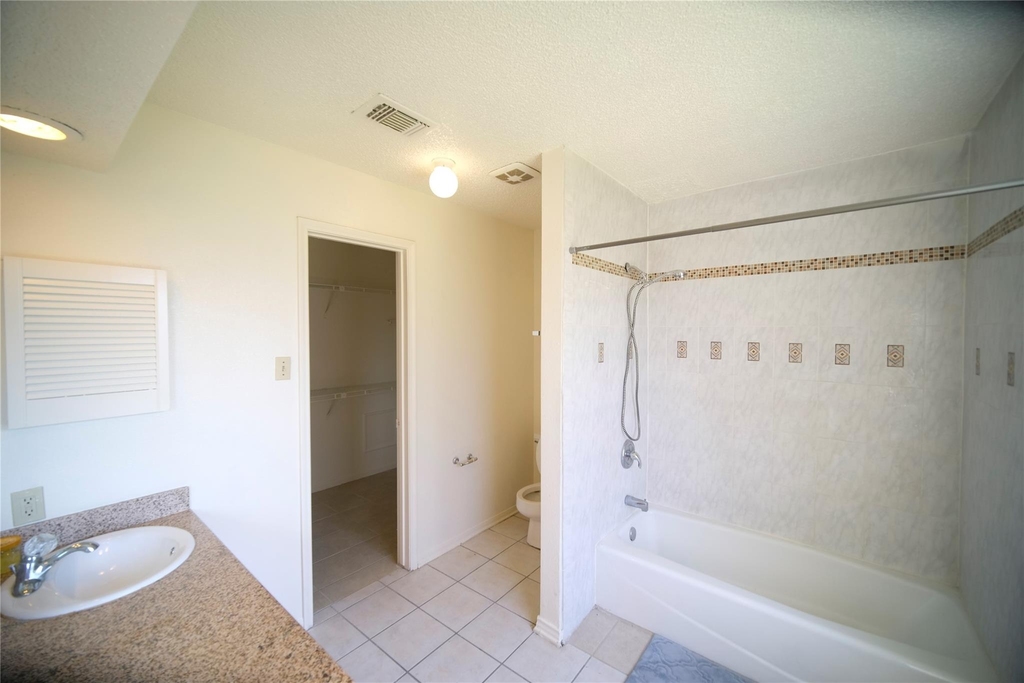 12051 Spring Grove Drive - Photo 9