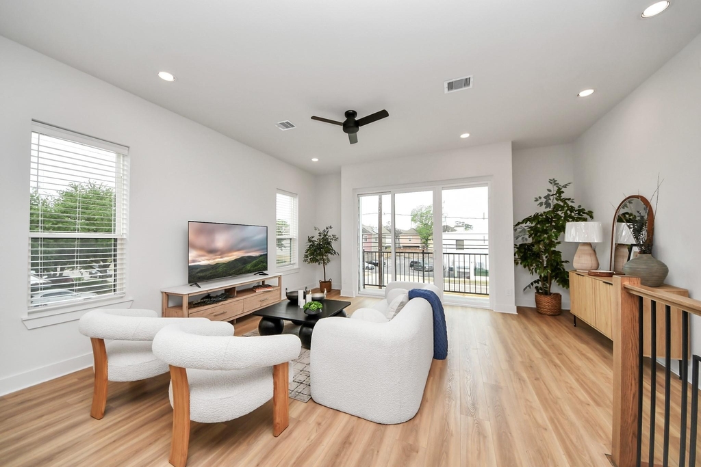 2428 Ella Boulevard - Photo 13