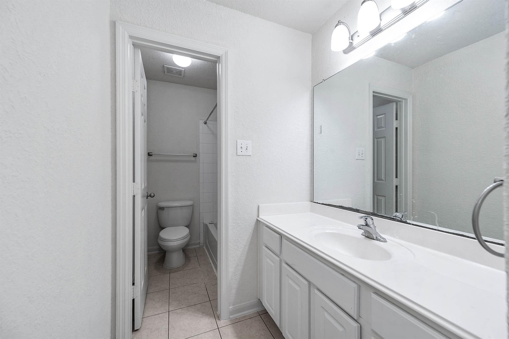 2032 Creek Shore Lane - Photo 21