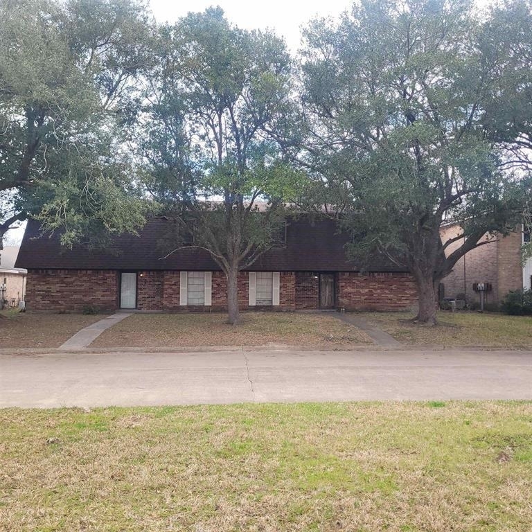 3106 Oakmont Drive - Photo 0