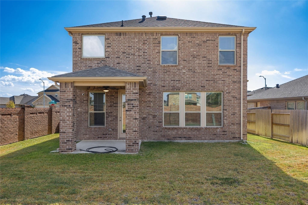 8202 Leisure Point Drive - Photo 36