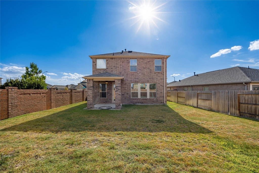 8202 Leisure Point Drive - Photo 37