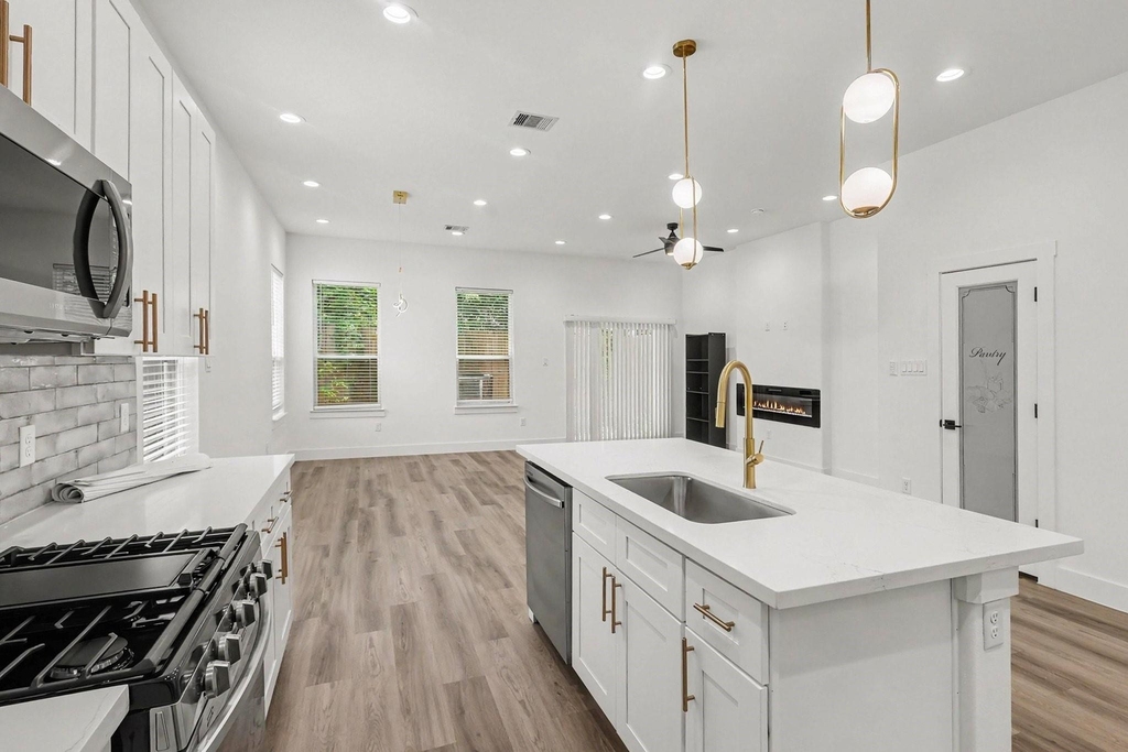 3717 Palmer Street - Photo 9