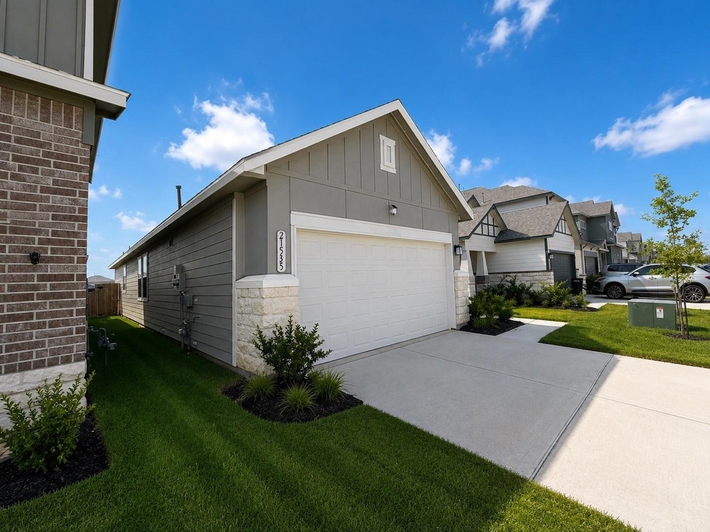 21535 Cypress Trellis Drive - Photo 2