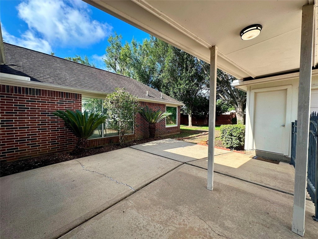 1318 Cedar Terrace Court - Photo 27