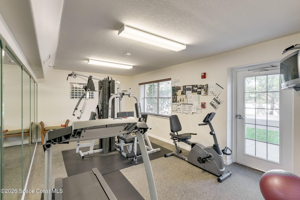 800 Del Rio Way - Photo 45