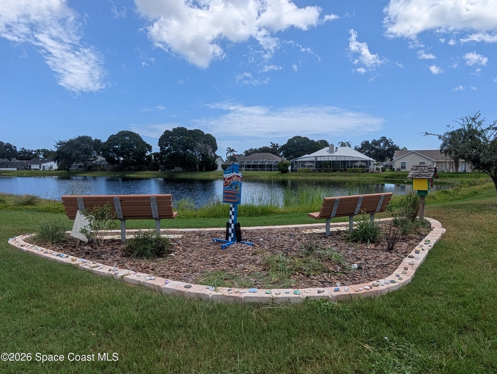 447 Lake Victoria Circle - Photo 43