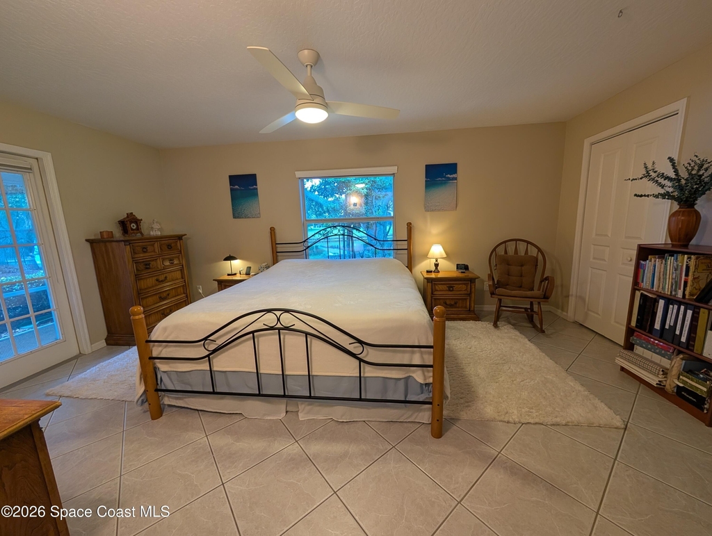 447 Lake Victoria Circle - Photo 21