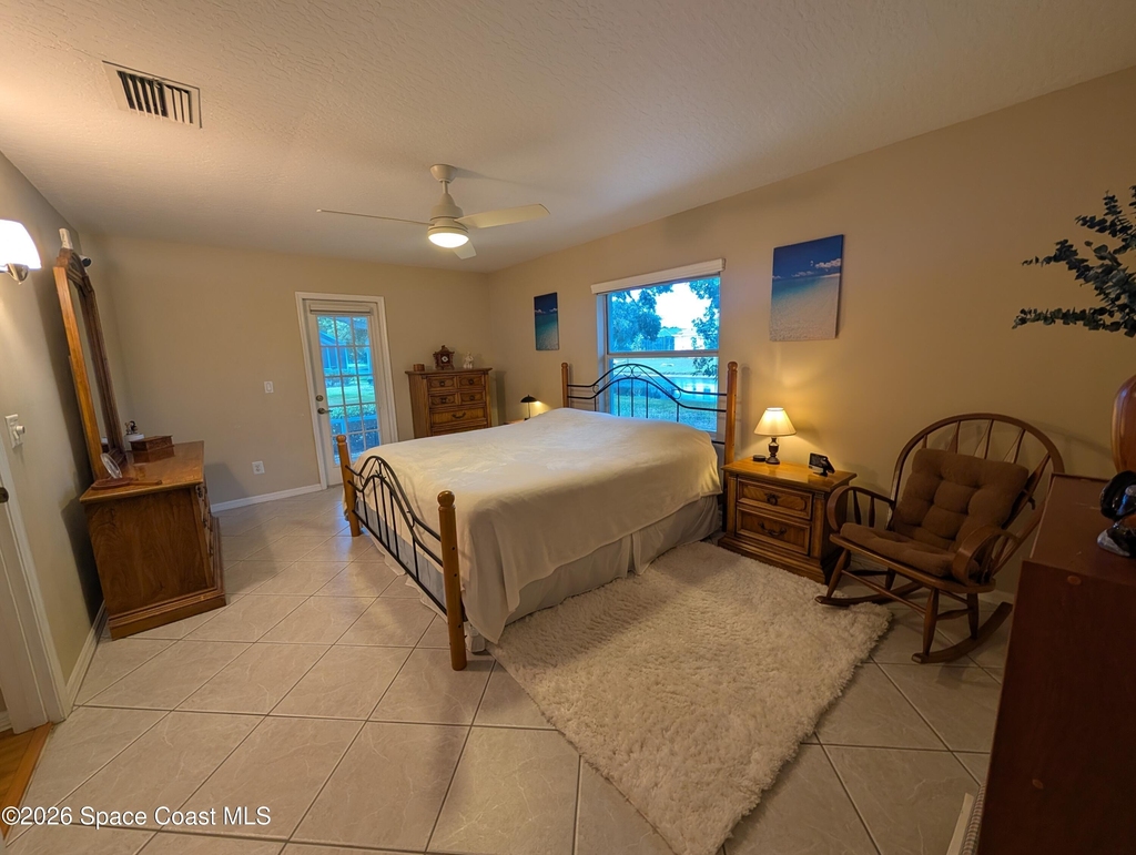 447 Lake Victoria Circle - Photo 23