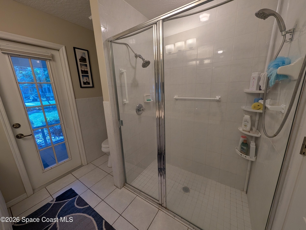 447 Lake Victoria Circle - Photo 19