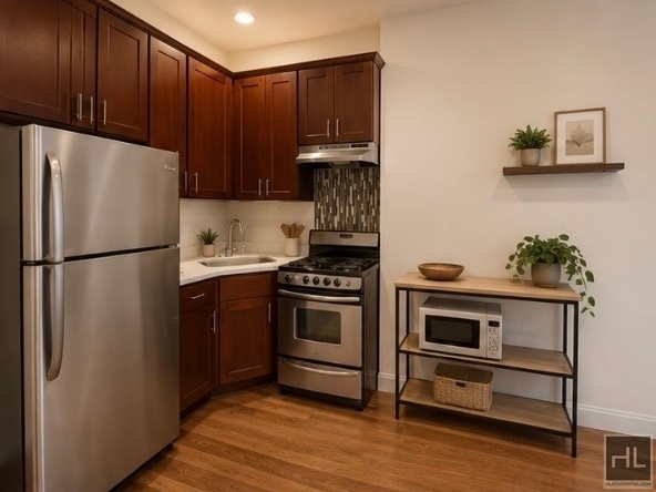 27 East 126th Street - Photo 2