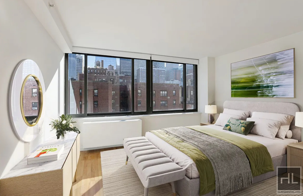 West 55th Street - Photo 0