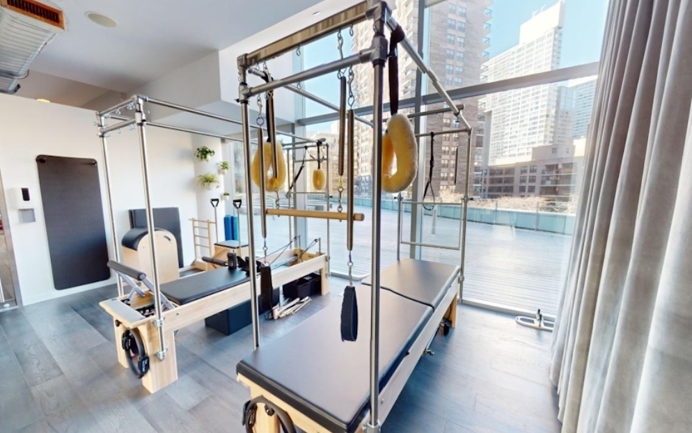 550 West 54th Street - Photo 8