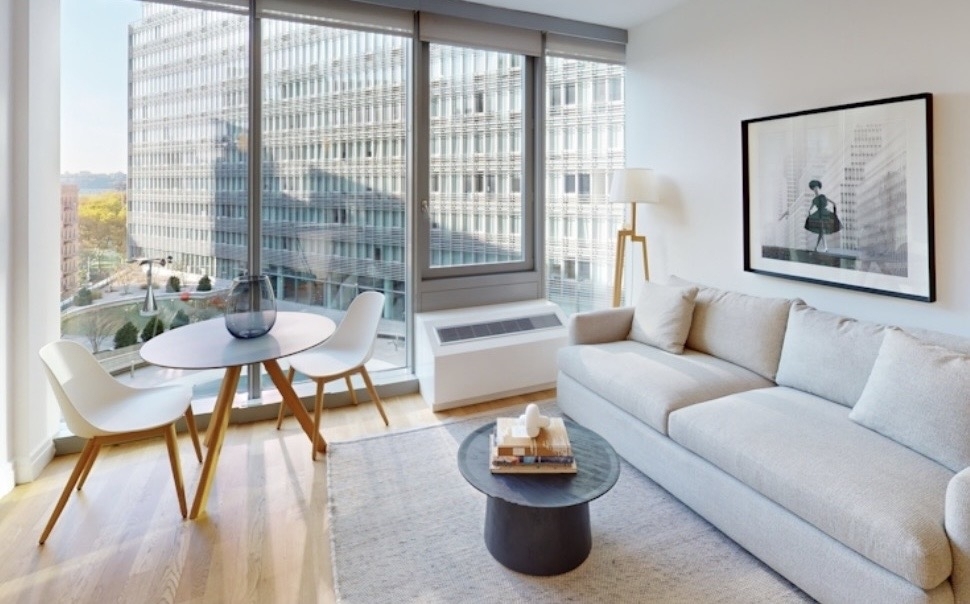 550 West 54th Street - Photo 2