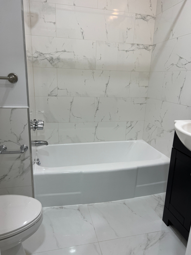 West 34th Street (5TH AVE & BROADWAY) - Photo 10